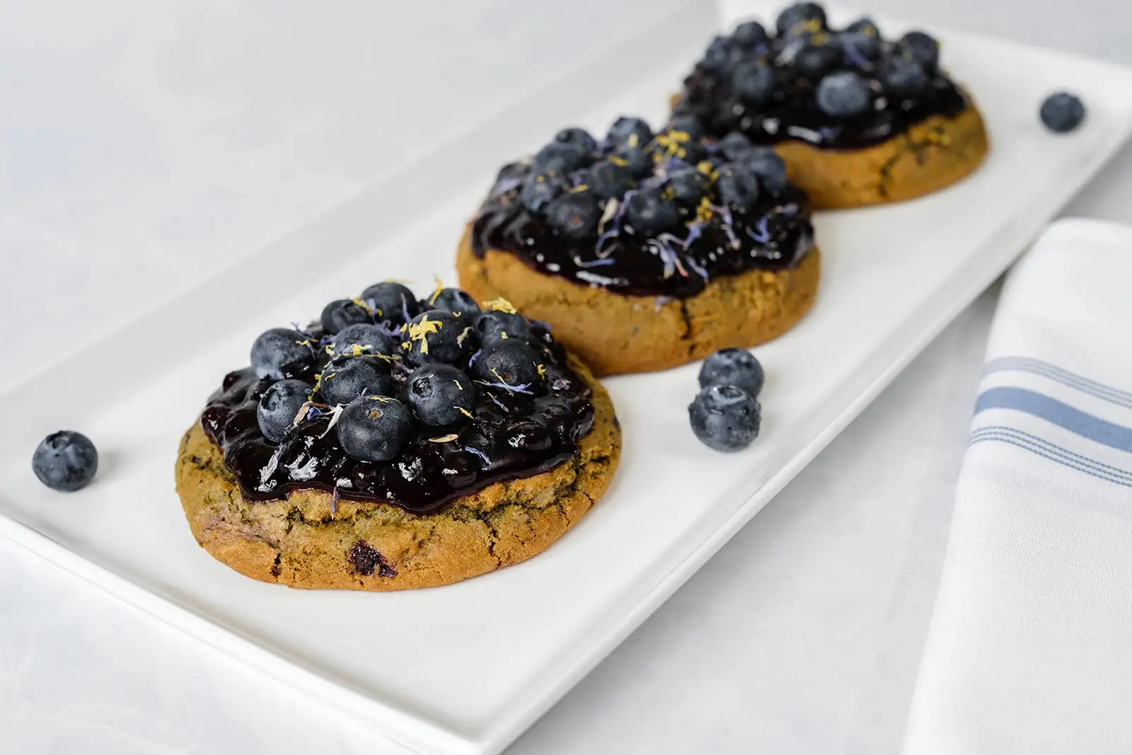 Blueberry Spread Vegan and Gluten Free Cookie