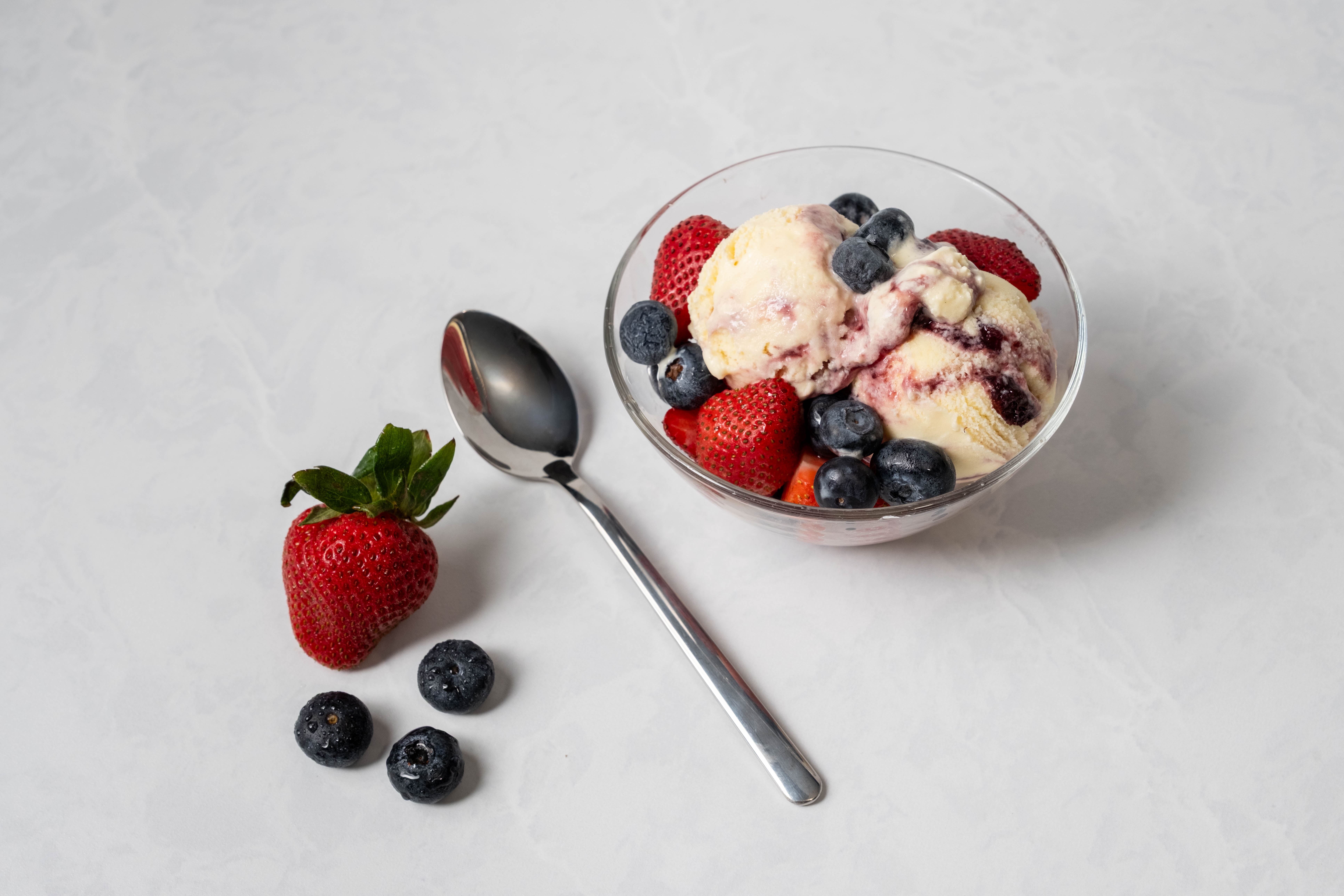 Tangerine Frozen Yogurt with Mixed Berry Swirl