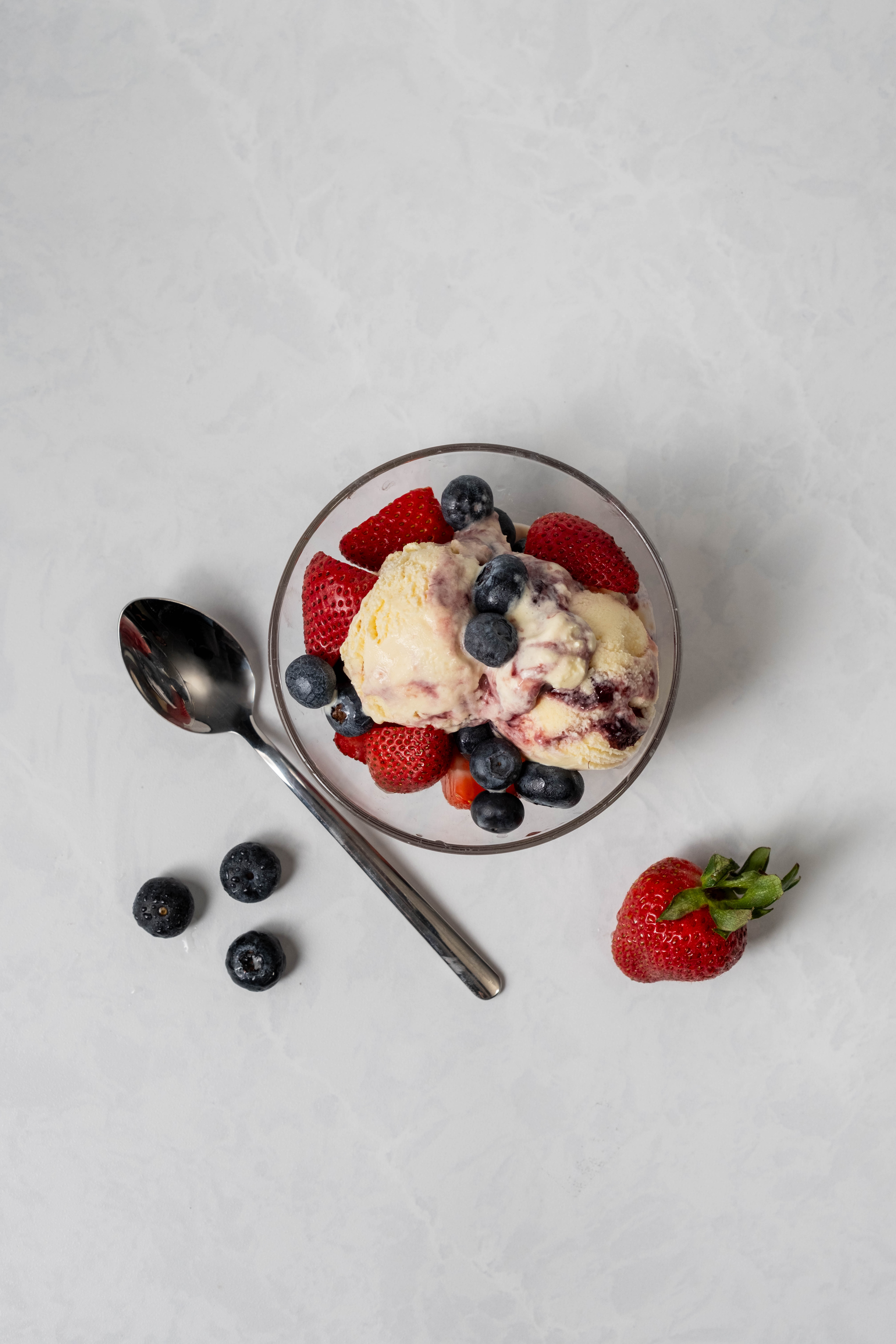 Tangerine Frozen Yogurt with Mixed Berry Swirl