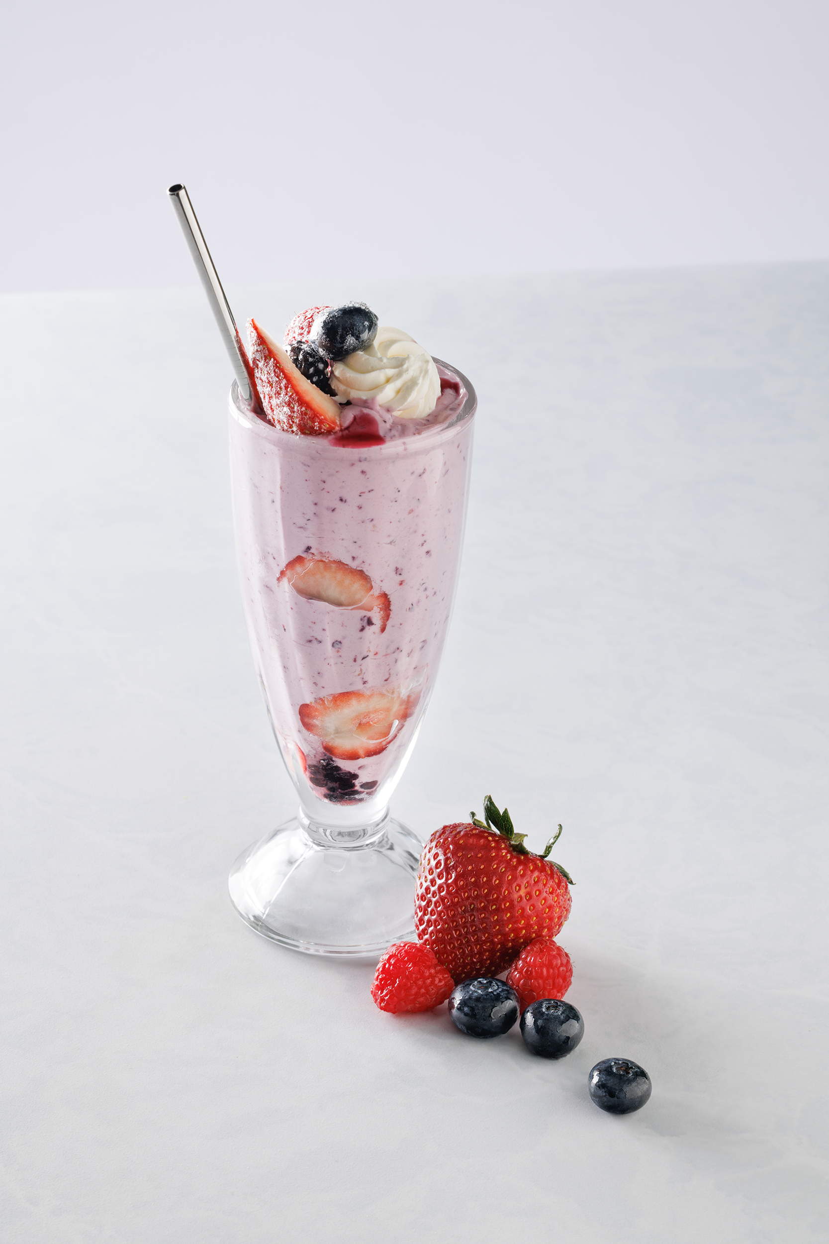 Mixed Berry Milkshake - Fruit Chunks