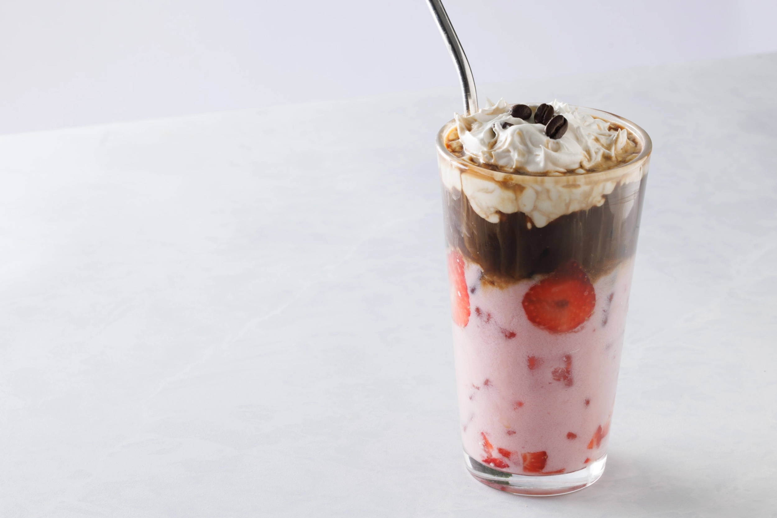 Strawberry & Cream Iced Latte - Fruit Chunks